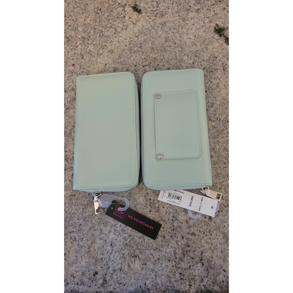No Boundaries Womens Wallet Zip Around Mint Green Pearlized Lot 2 New